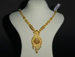 22K Gold Floral Design Pendant Necklace