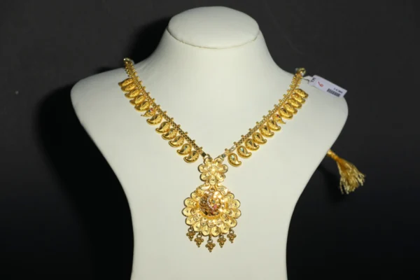 Gold Necklace with Mango Chain and Lotus Pendant