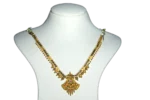 Traditional-Gold-Necklace-with-Pendant-madurai