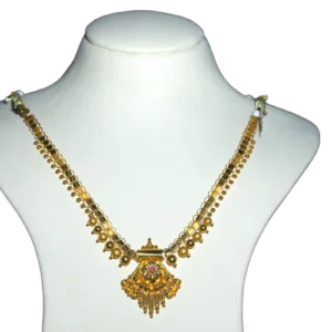 Traditional-Gold-Necklace-with-Pendant-madurai